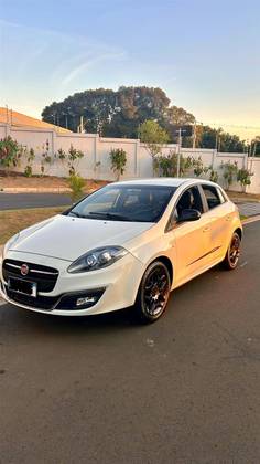 FIAT BRAVO 1.8 BLACKMOTION 16V FLEX 4P AUTOMATIZADO